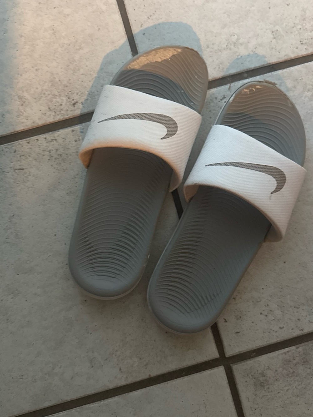 Nike White Strap Gray Footbed Slide Sandals